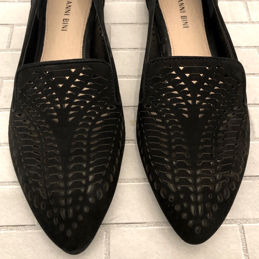 Gianni Bini Black Flats - Picture 2 of 10